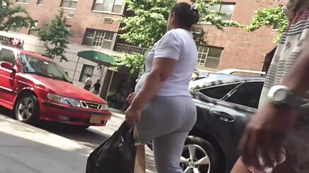 Cô gái tóc vàng Thiếu NIÊN biết rằng anh chàng này cần một tay phim sex nhat ki vang anh