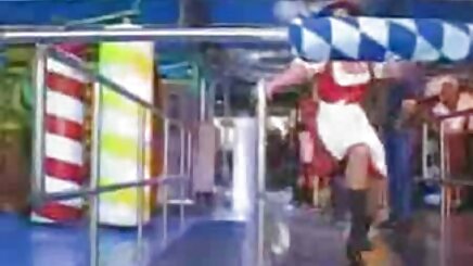 Khiêu dâm cuộc Phiêu sexnhat moi lưu của Lolit (năm 1982)