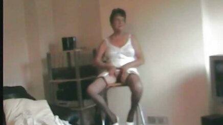 Sexy đang trên giường. mp4 phim sexnhat ban hay