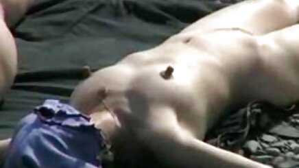 2 phím sexnhat vai nhỏ tóc vàng nga