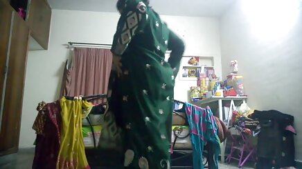 Hậu Môn Tình trêu chọc một chàng phím sexnhat ban trai trong một vị trí