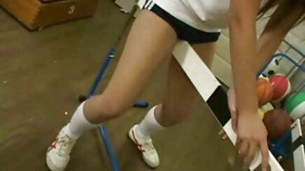 20yo cô phin sexnhat ban gái tóc vàng và cọ xát âm đạo