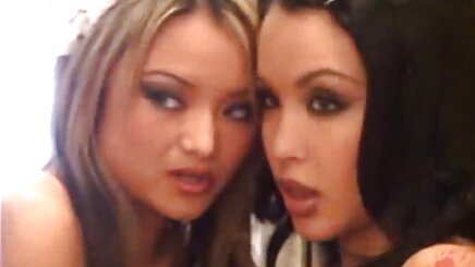 Cô gái phim sexnhat ko che tóc vàng, cô bé, kéo bởi người bạn